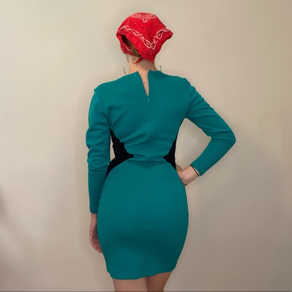 🌲Vintage 80’s Green Dress🌲 - Picture 4 of 5